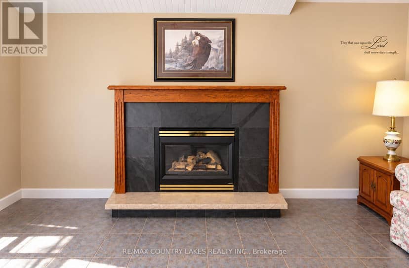 27 Hillcrest Avenue — photo 17 of 40