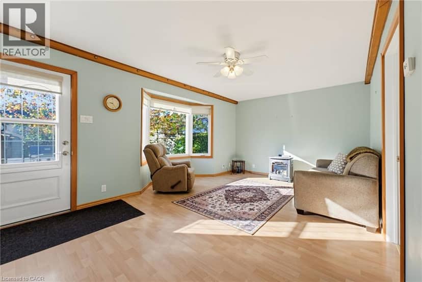 9 SPENCER Avenue — photo 12 of 28