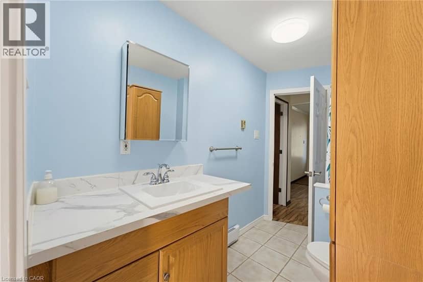 9 SPENCER Avenue — photo 14 of 28