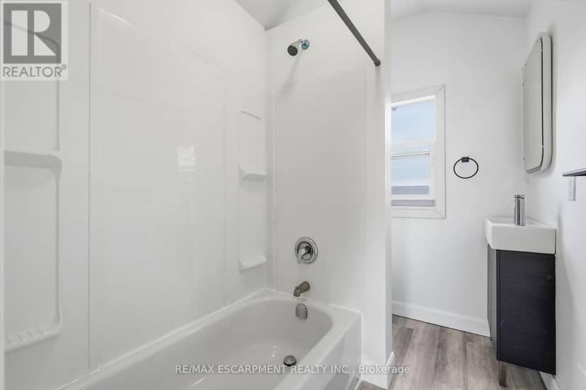 32 Oak Avenue — photo 32 of 40