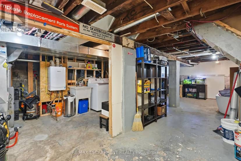 32 Oak Avenue — photo 36 of 40