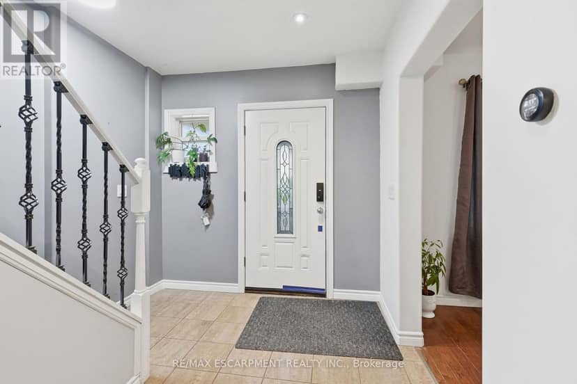 32 Oak Avenue, Hamilton, photo 4