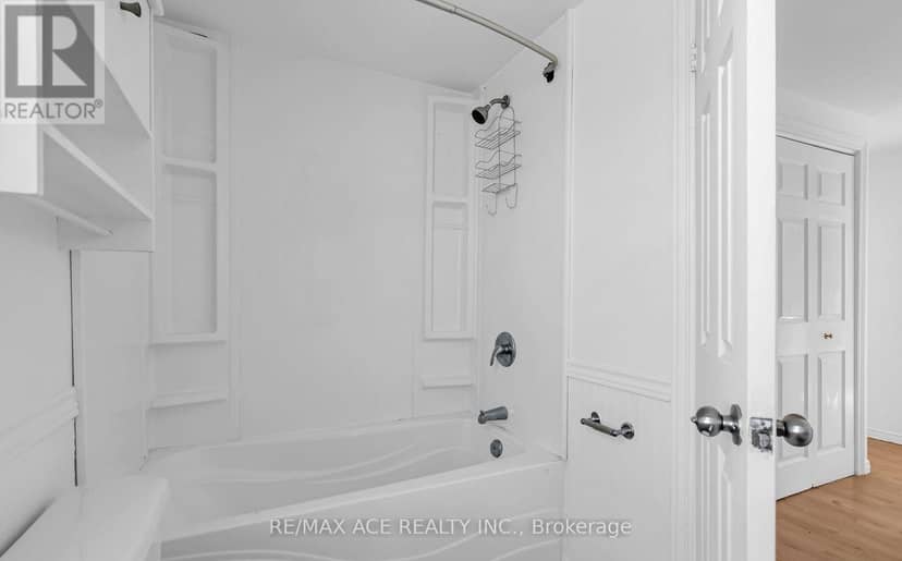 1606 Pitt Street — photo 19 of 28