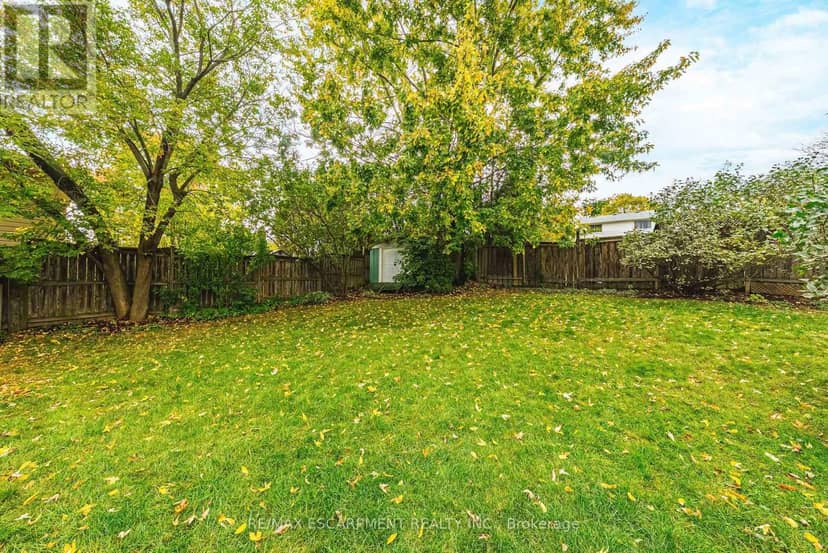 429 Limeridge Road W — photo 18 of 21