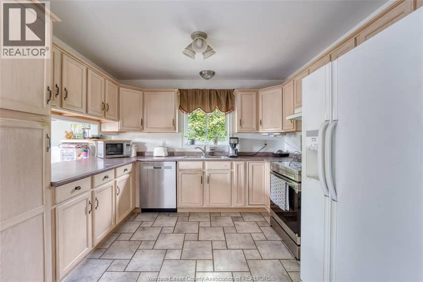 1610 Chornoby CRESCENT, Tecumseh, photo 8