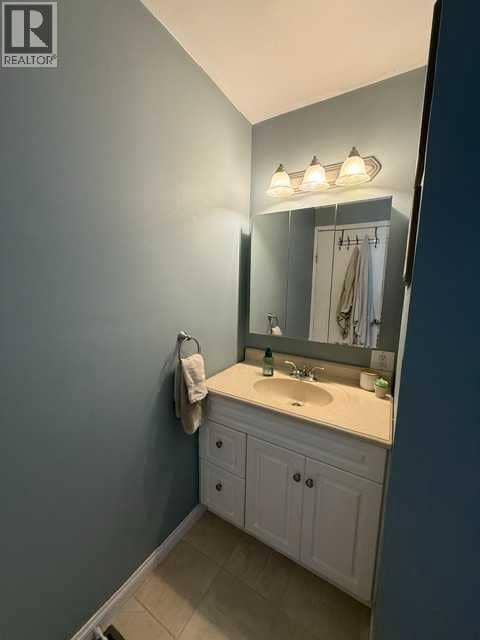 925 9 Street S — photo 26 of 40