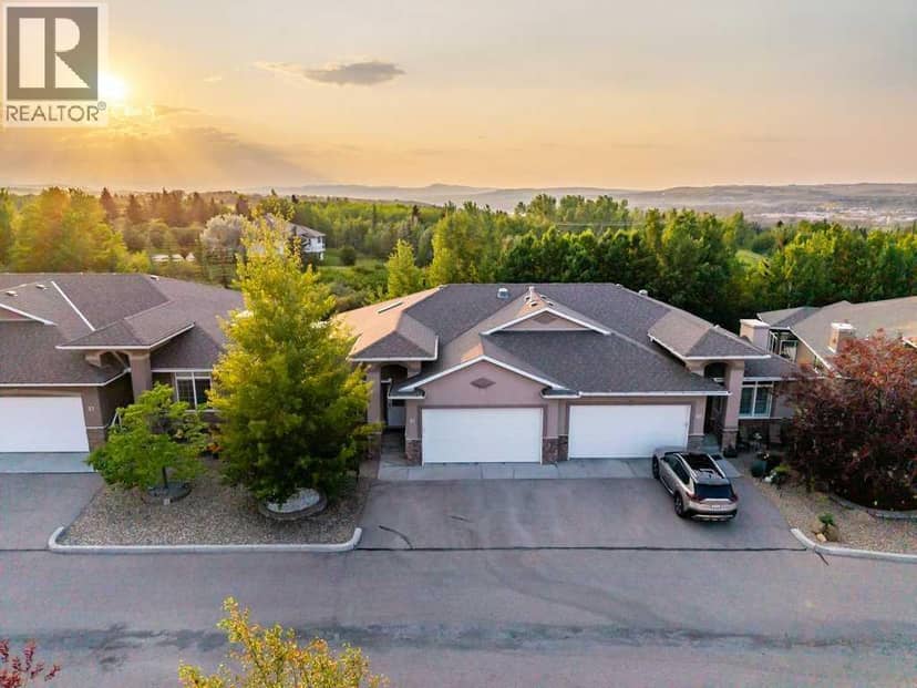 61 River Heights View, Cochrane