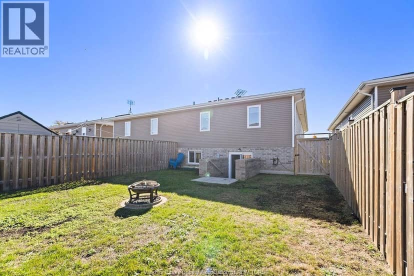 67 Hazel Crescent — photo 24 of 28