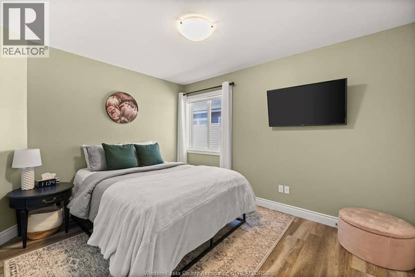 67 Hazel Crescent — photo 13 of 28