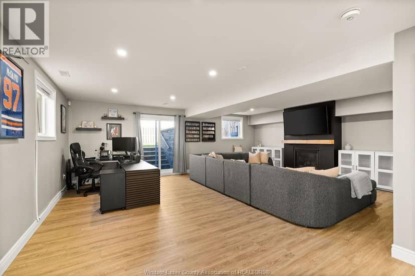 67 Hazel Crescent — photo 19 of 28