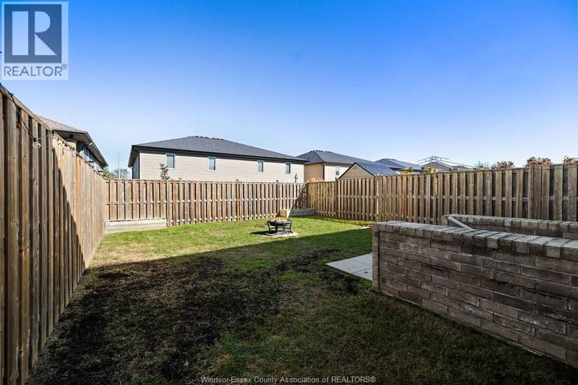 67 Hazel Crescent — photo 25 of 28