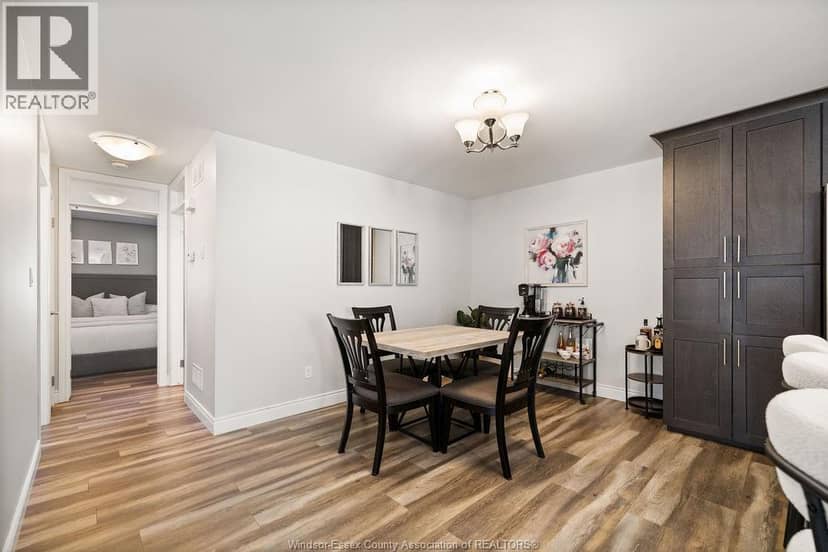 67 Hazel Crescent — photo 9 of 28