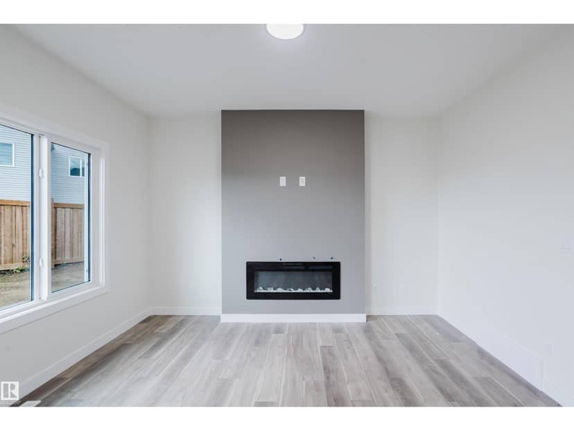432 27 ST SW — photo 17 of 39