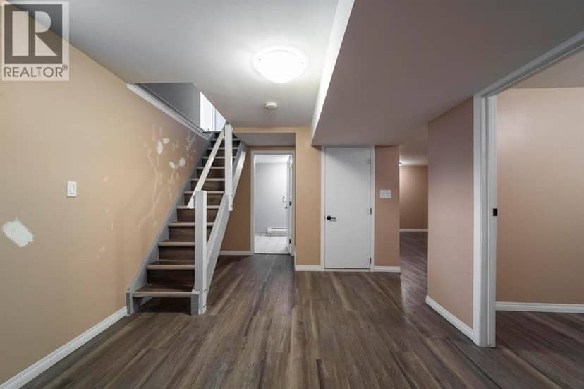 4411 66 Street — photo 18 of 26