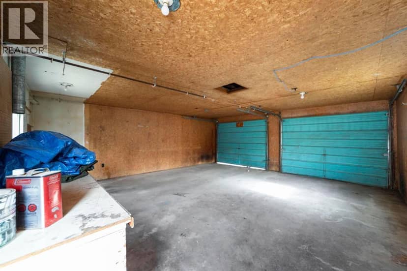 4411 66 Street — photo 25 of 26