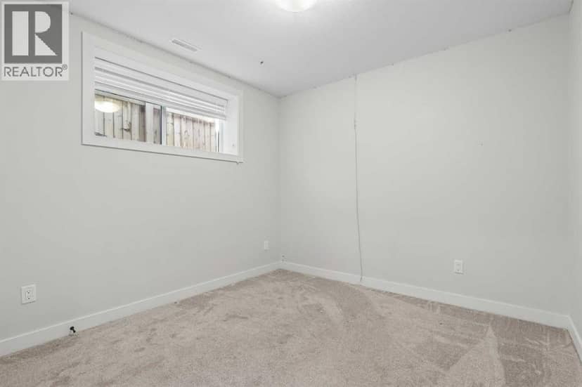 1369 Pacific Circle W — photo 27 of 40