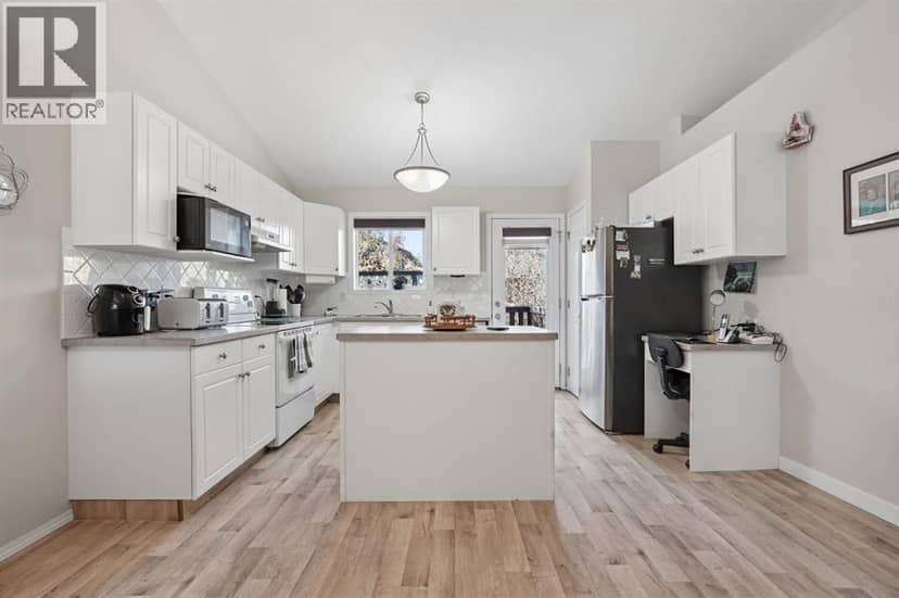 246 Fairmont Boulevard S — photo 15 of 36