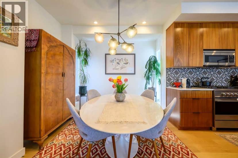 112 21 Street NW — photo 10 of 31