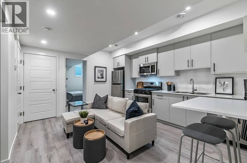 27 Ware Street — photo 10 of 18