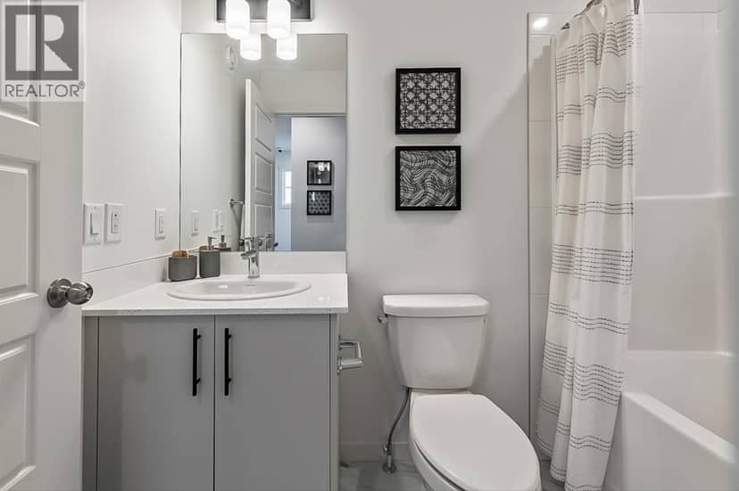 27 Ware Street — photo 15 of 18