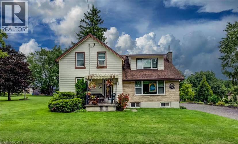 5465 KING Street — photo 1 of 40