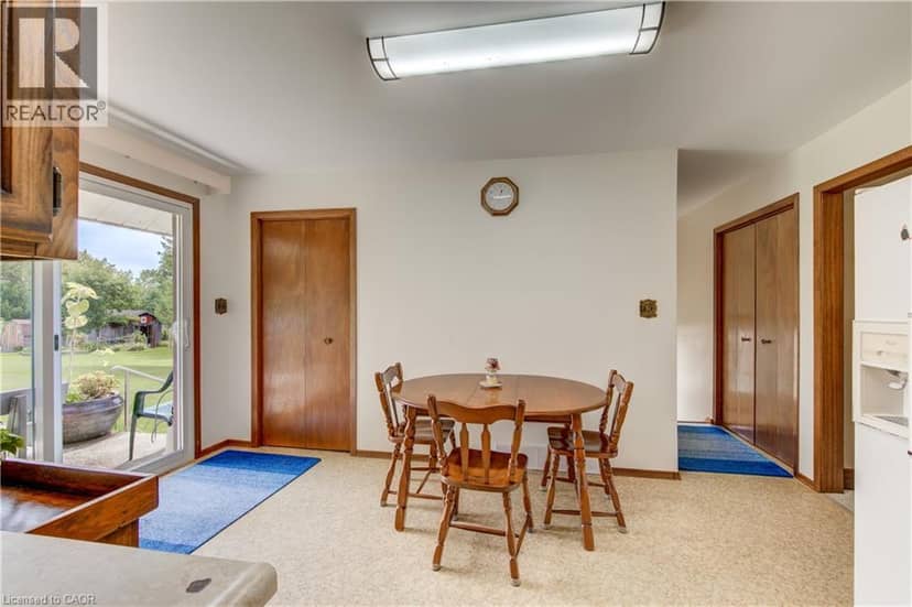 5465 KING Street — photo 24 of 40