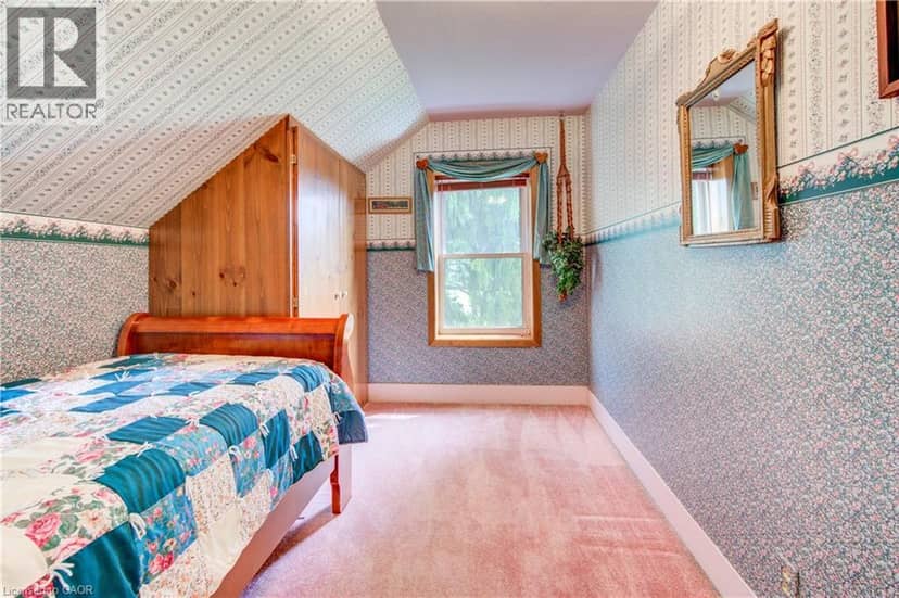 5465 KING Street — photo 30 of 40