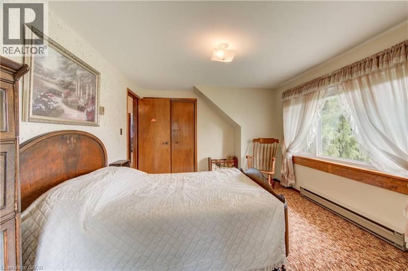 5465 KING Street — photo 36 of 40