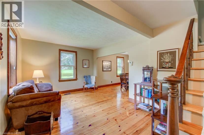 5465 KING Street — photo 15 of 40