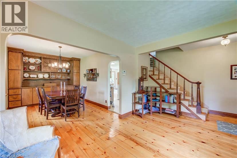 5465 KING Street — photo 16 of 40
