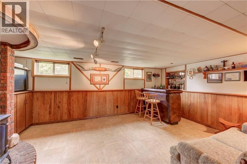 5465 KING Street — photo 38 of 40