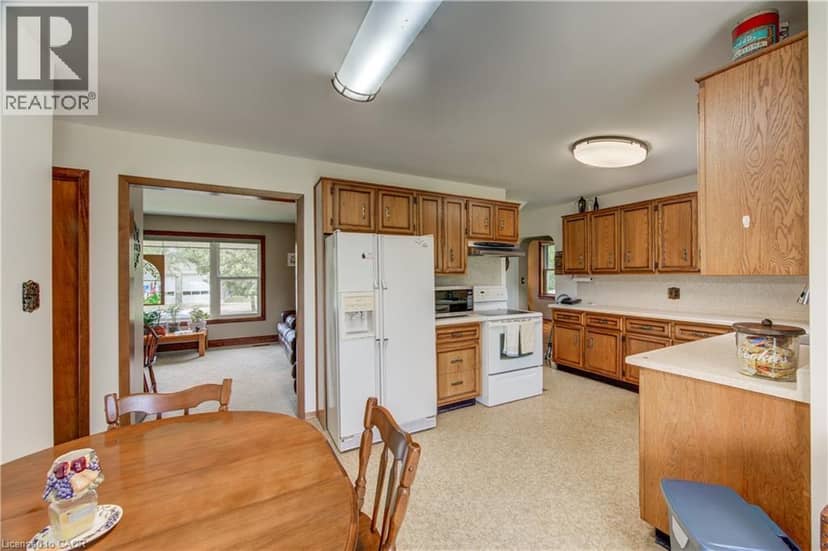 5465 KING Street — photo 22 of 40