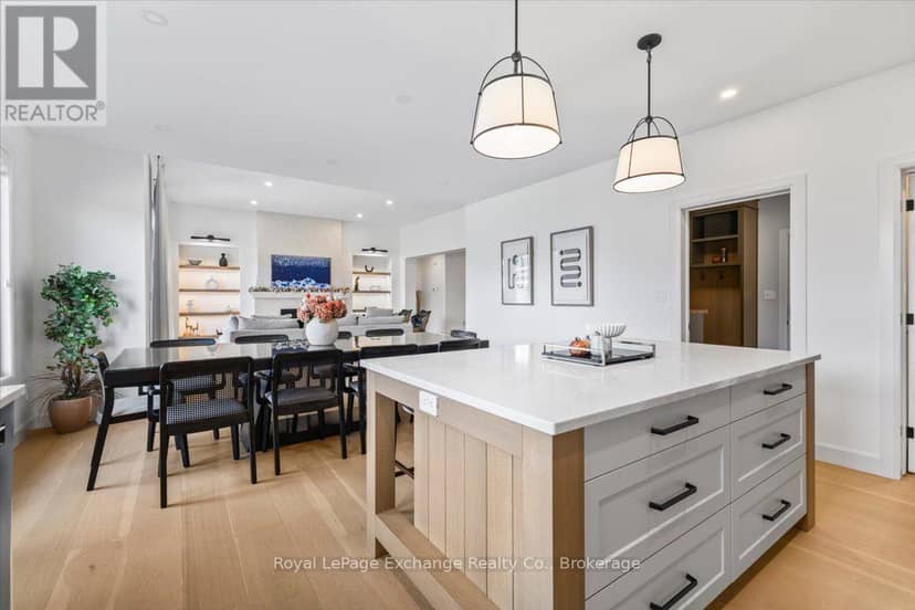 956 Bogdanovic Way — photo 13 of 40