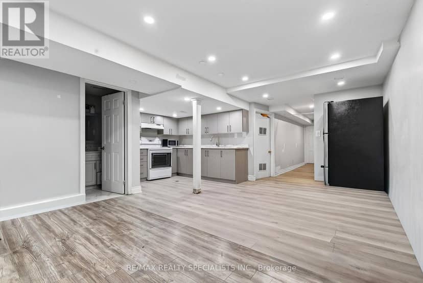 4134 Clevedon Drive — photo 34 of 40
