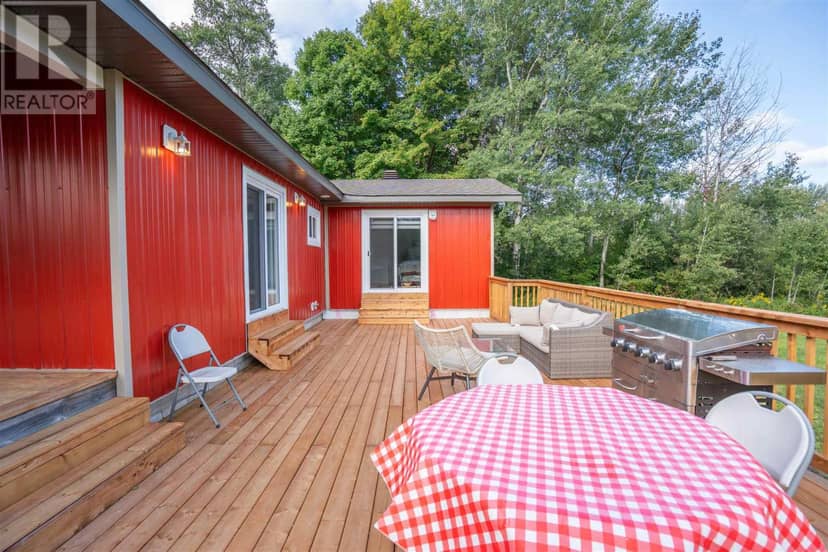 24 Olar RD, Goulais River, photo 3