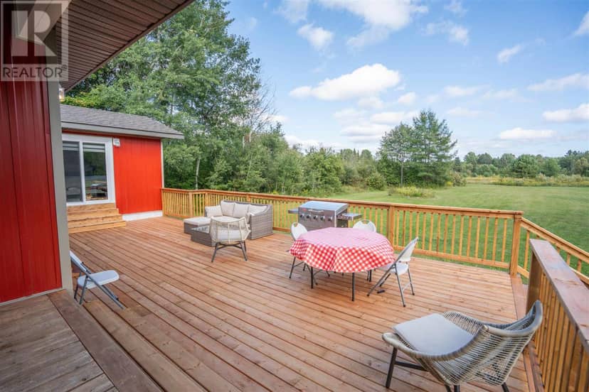 24 Olar RD, Goulais River, photo 6