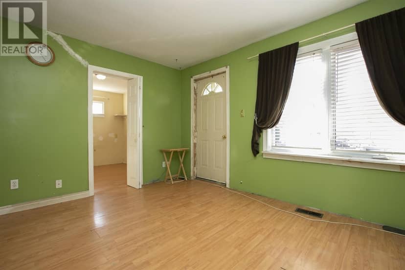 196 Elmwood AVE, Sault Ste. Marie, photo 7