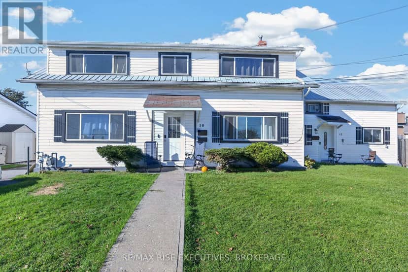 10-12 Manitou Crescent, Loyalist