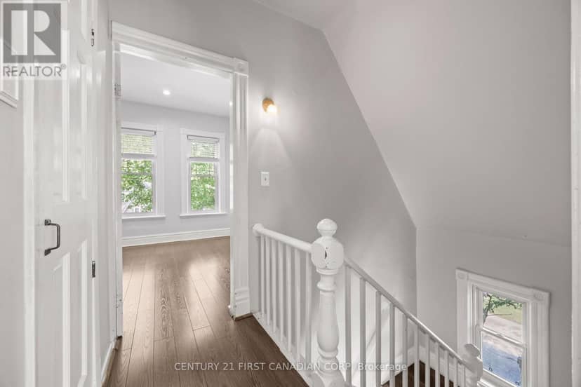 26 Thornton Avenue — photo 22 of 40