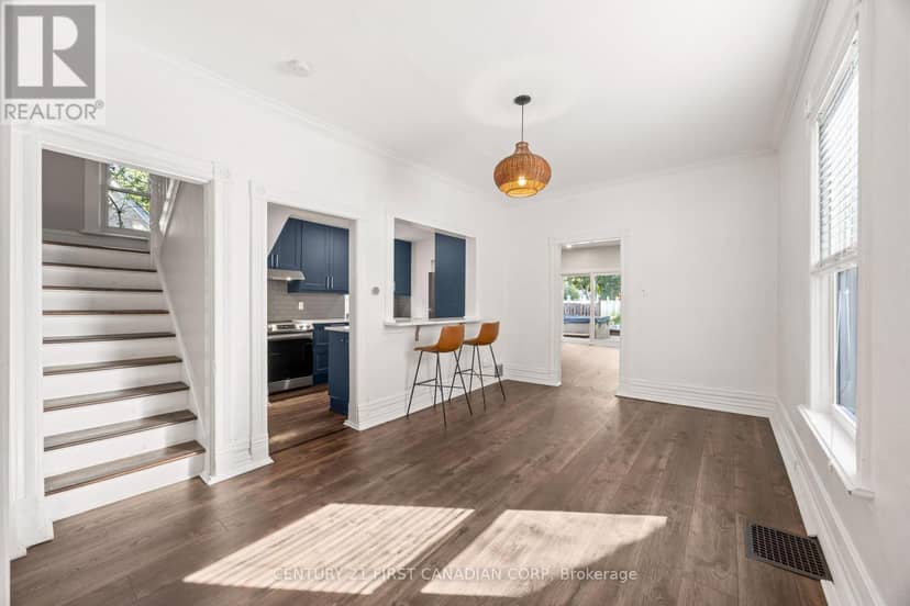 26 Thornton Avenue, London East, photo 7