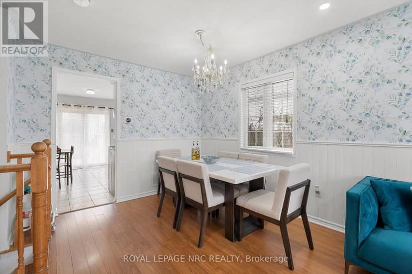 147 St Lawrence Drive — photo 11 of 38