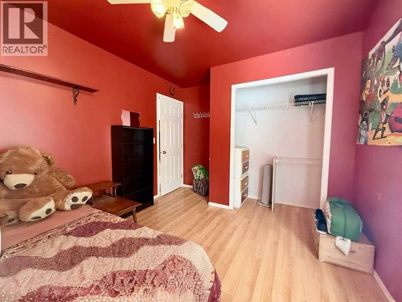 29, 53407 RR 155 — photo 10 of 32
