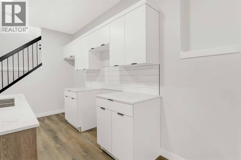 8734 83 Avenue — photo 35 of 40