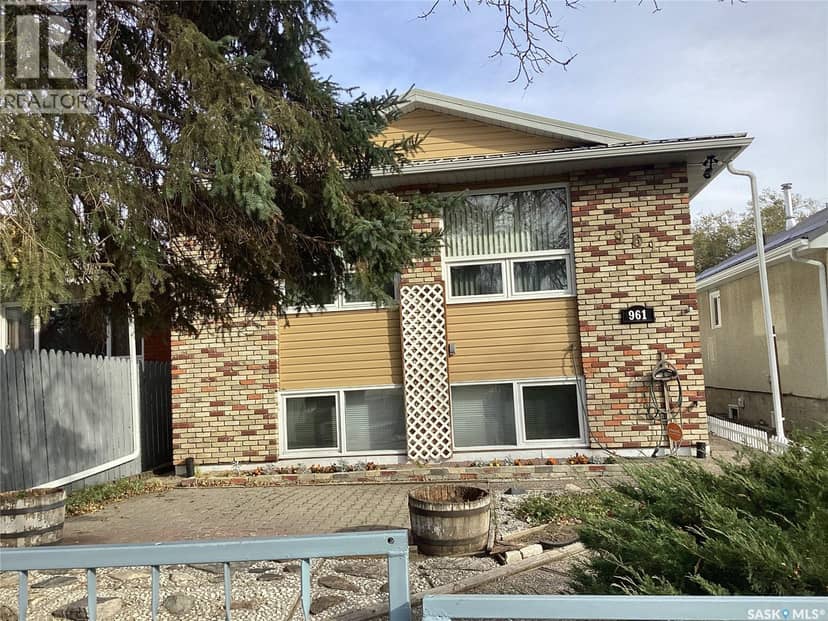 961 Athol STREET, Regina, photo 2