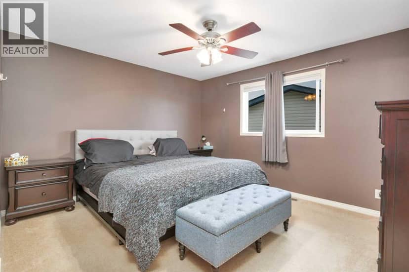 8 Hansen Close, Sylvan Lake, photo 8