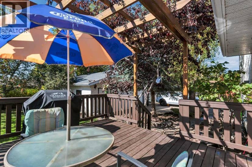 54 Lakeview Crescent — photo 36 of 40