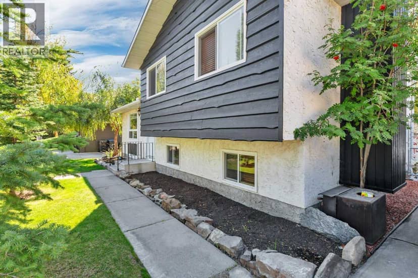 54 Lakeview Crescent, Sylvan Lake, photo 3