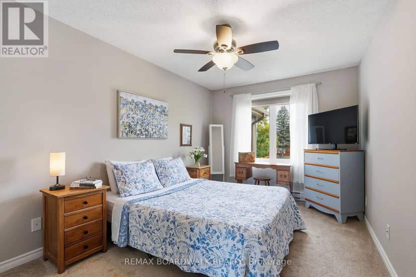 209 - 1760 Cabaret Lane — photo 19 of 40