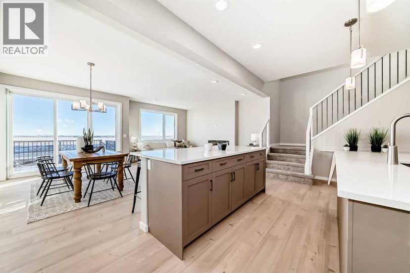 153 Rangeview Path SE, Calgary, photo 7