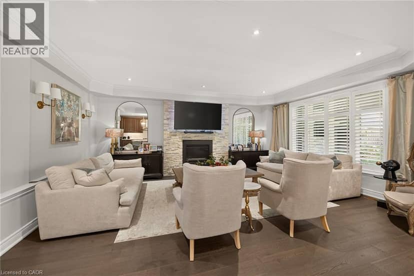 5083 ST GEORGE'S Drive — photo 11 of 40